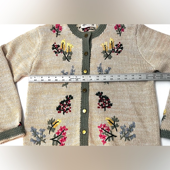 Vintage Orvis Sweater Cardigan Floral Embroidered Grannycore Cottagecore Small - Picture 6 of 7
